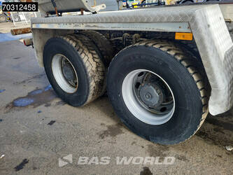 2016-mercedes-benz-arocs-3240-1433754-46070014