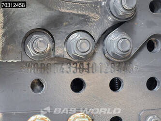 2016-mercedes-benz-arocs-3240-1433754-46070028