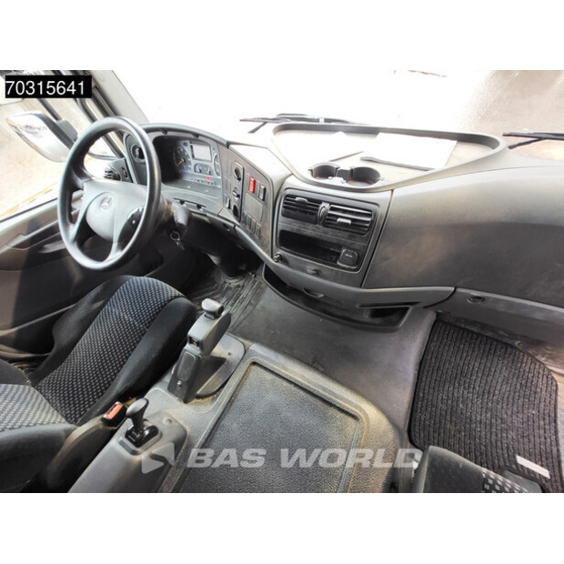 2012 Mercedes-Benz ATEGO 818-46070155