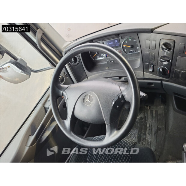 2012 Mercedes-Benz ATEGO 818-46070158