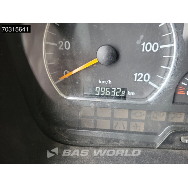 2012 Mercedes-Benz ATEGO 818-46070164