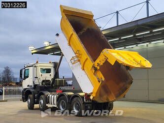 2016-mercedes-benz-arocs-3248-46070350