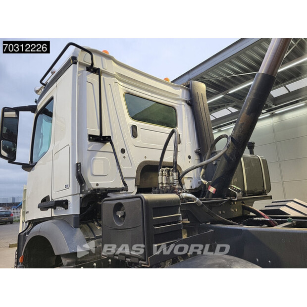 2016 Mercedes-Benz Arocs 3248-46070352