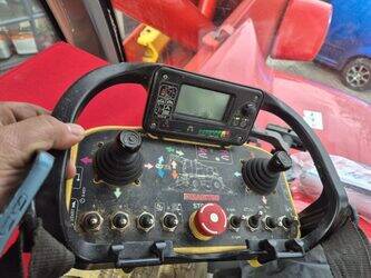 2015-manitou-mrt-2540-plus-46075538