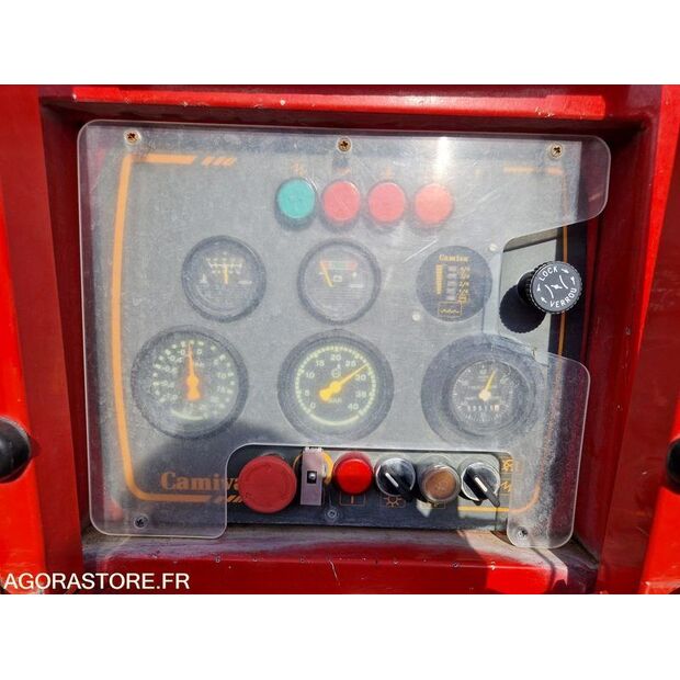 1998 Renault M210-46085875