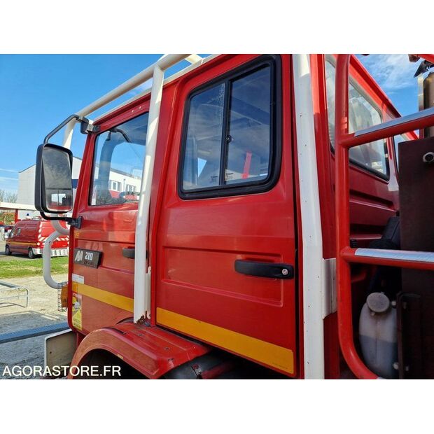 1998 Renault M210-46085881