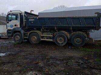 صورة ل شاحنات قلابة 2010 مان 32.444