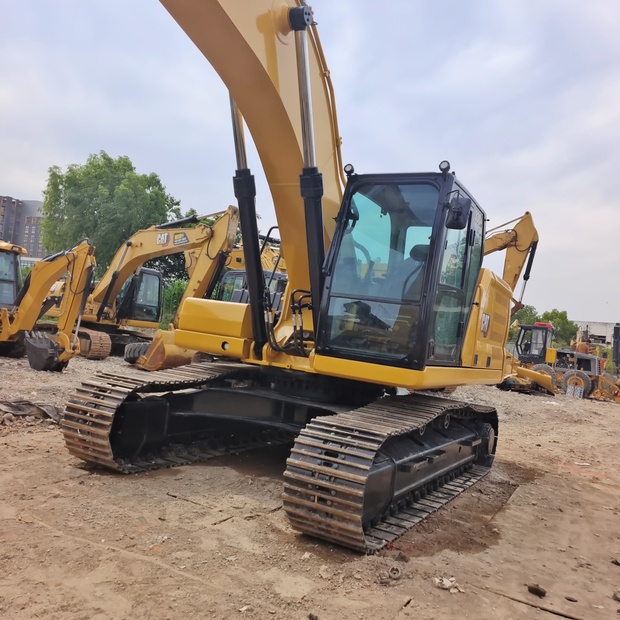 2025 كاتربيلر 330GC-46086286