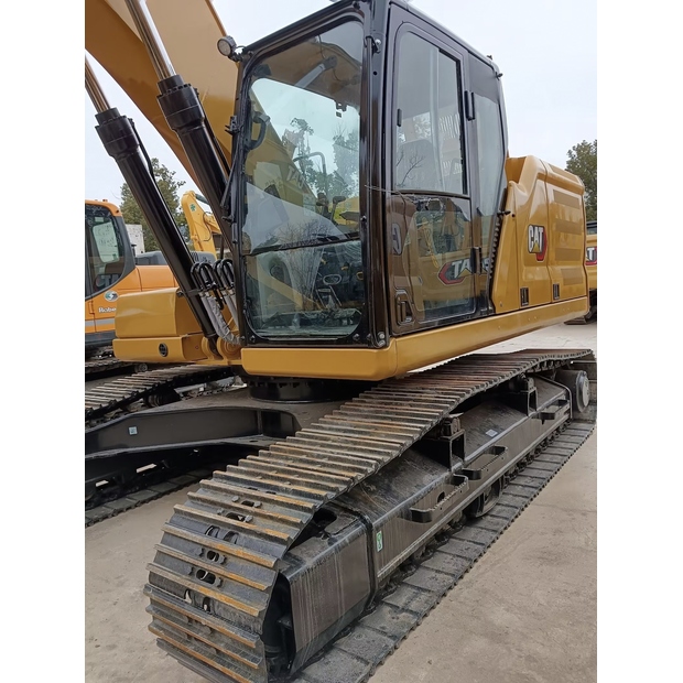 2025 Caterpillar 330GC-46086307