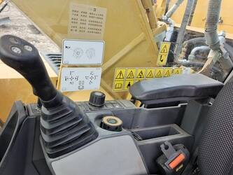 2024-caterpillar-330gc-1433945-46086353