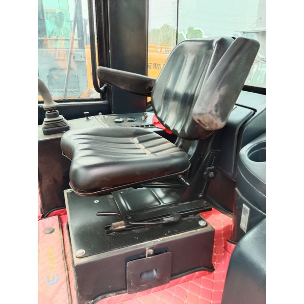 2024 ليوكونج 835-46086635