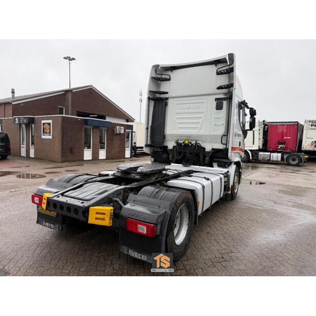 2017 Iveco AS440T/P-46086791