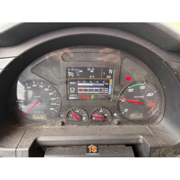 2017 Iveco AS440T/P-46086793