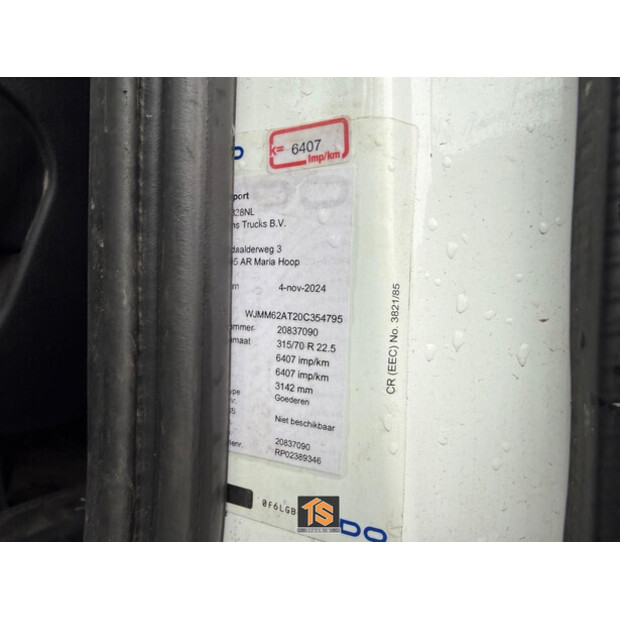 2017 Iveco AS440T/P-46086806