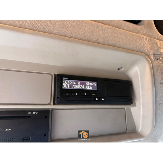 2017 Iveco AS440T/P-46086811