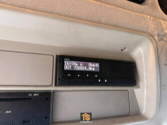 2017-iveco-as440t-p-1433965-46086811