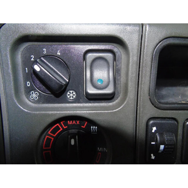 2004 سكانيا 94D-230-46086980