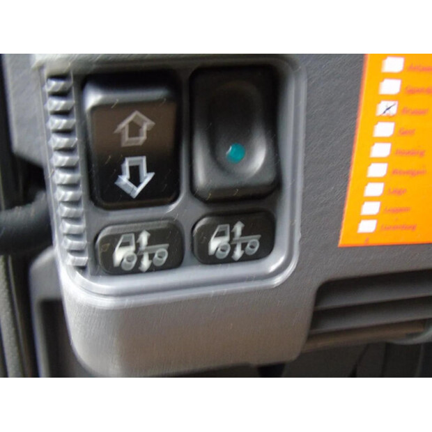 2004 سكانيا 94D-230-46086992