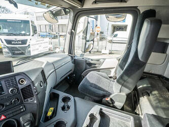 2014-mercedes-benz-antos-1827-1433978-46087191