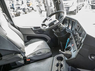 2014-mercedes-benz-antos-1827-1433978-46087194