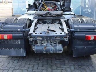 2015-mercedes-benz-actros-1433979-46087228