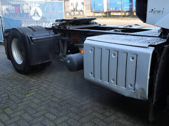 2015-mercedes-benz-actros-1433979-46087234