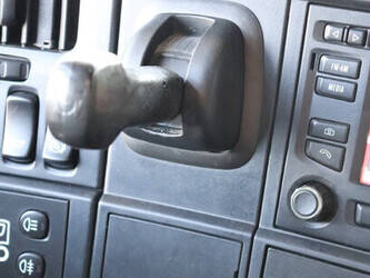 2016-scania-r580-1433980-46087342