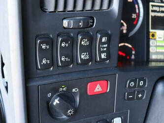 2014-scania-r520-1433982-46087514