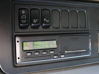 2014-scania-r520-1433982-46087522