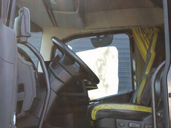 2014-volvo-fh16-750-1433984-46087658