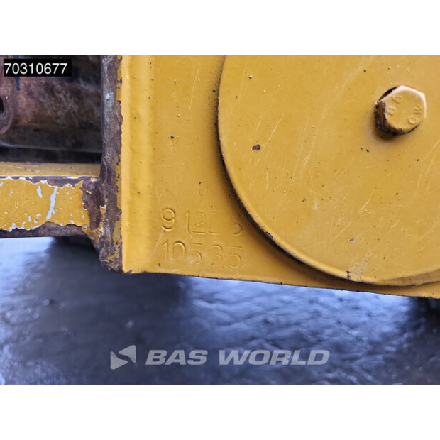 2012 HYDREMA 912DS-46088943