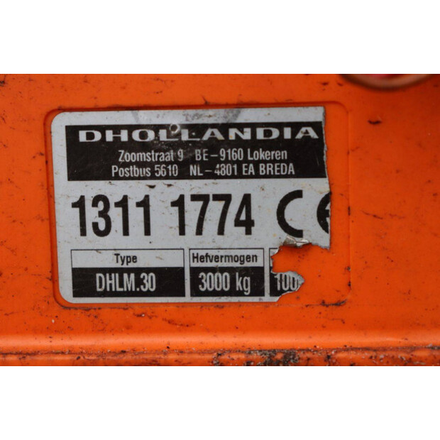 2002 إتش تي إف HZO32-46089248