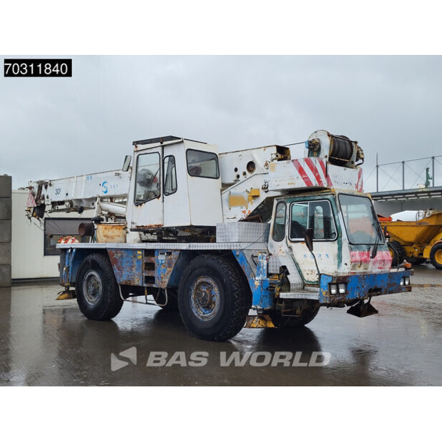 1988 GROVE AT633-46089324