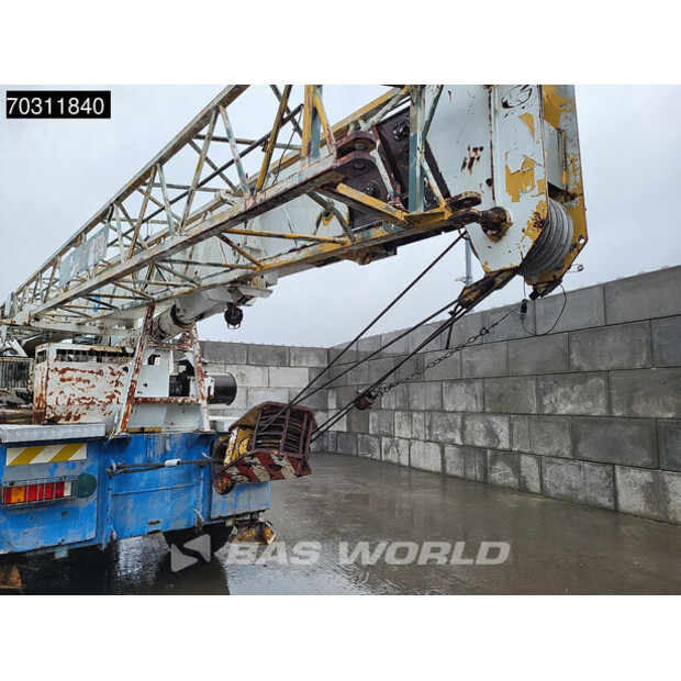 1988 GROVE AT633-46089328