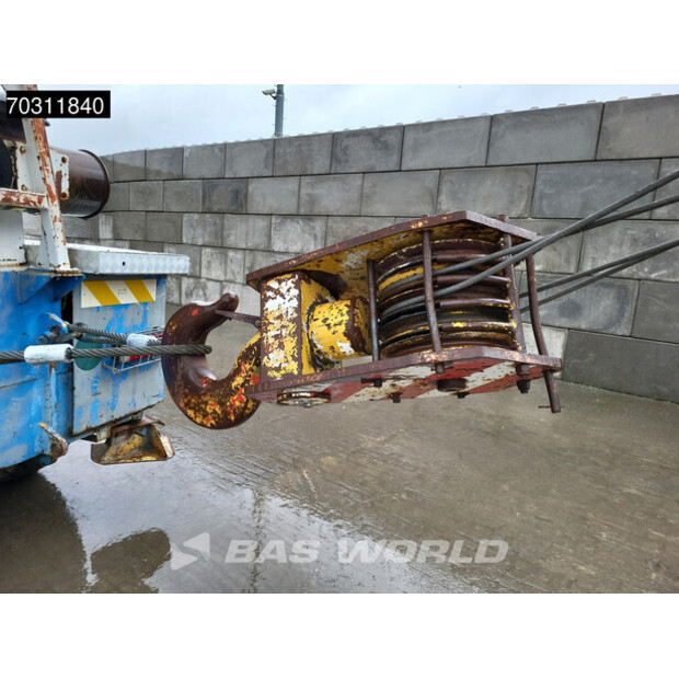 1988 GROVE AT633-46089331