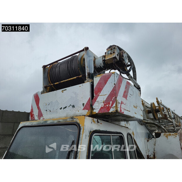 1988 GROVE AT633-46089333