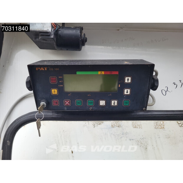 1988 GROVE AT633-46089350