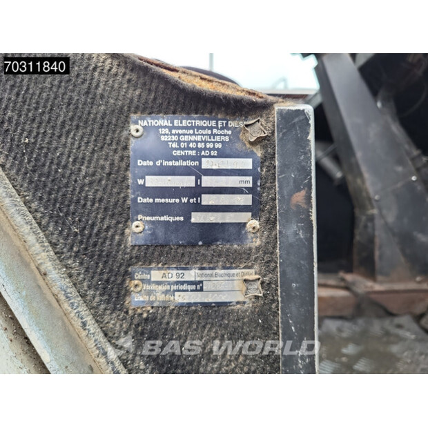 1988 GROVE AT633-46089358