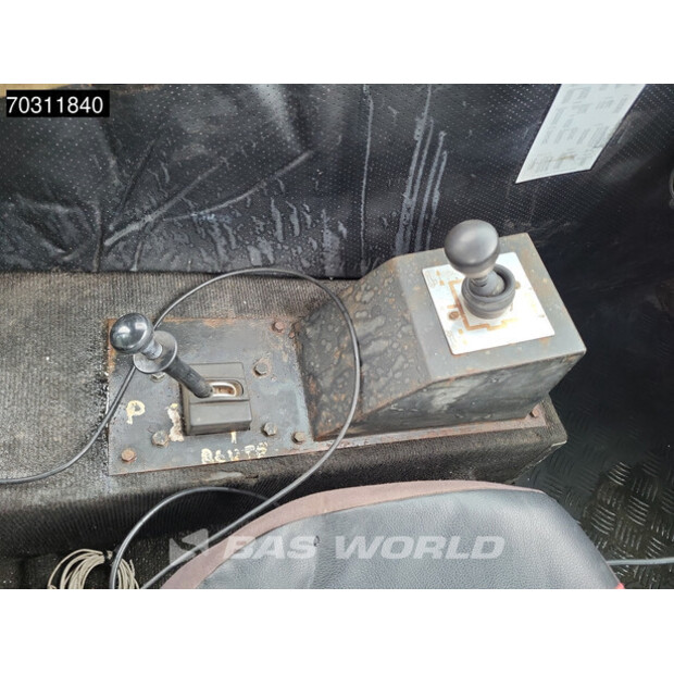 1988 GROVE AT633-46089360