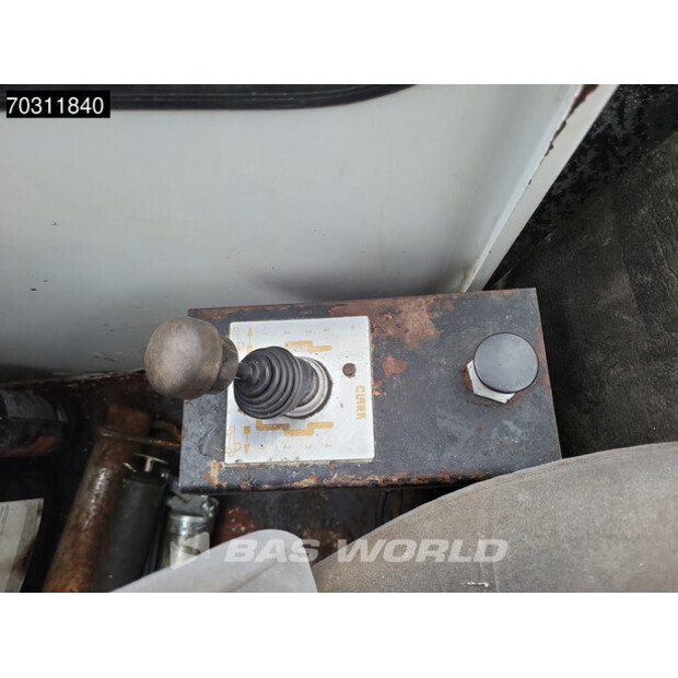 1988 GROVE AT633-46089361