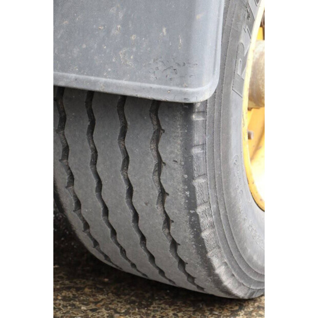 2006 باكتون TRD345-46089573