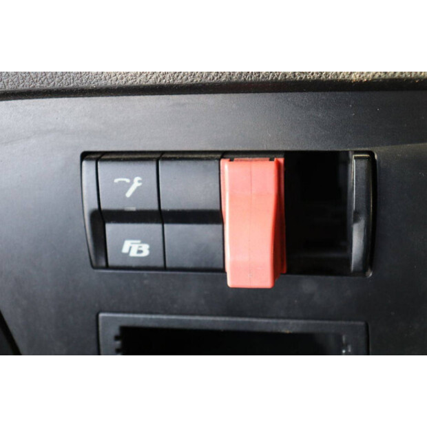 Mercedes-Benz ANTOS 1843-46090468