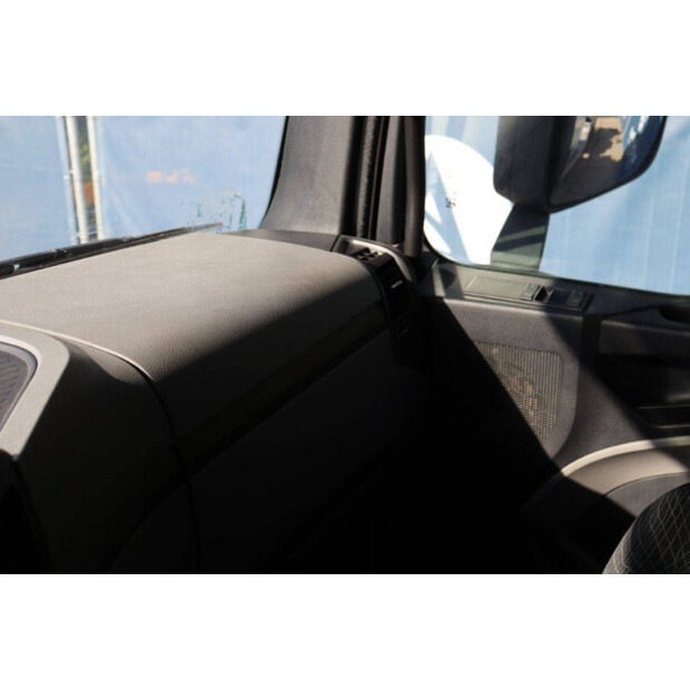 Mercedes-Benz ANTOS 1843-46090480