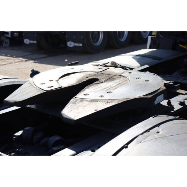 Mercedes-Benz ACTROS 1845-46090582