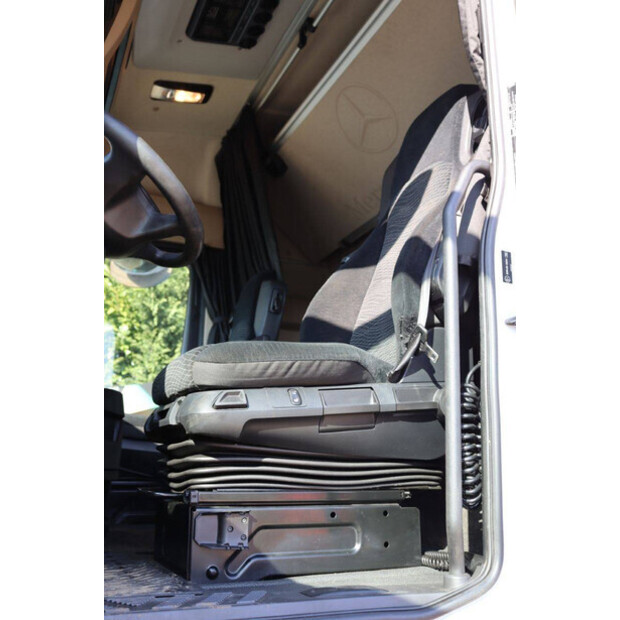 Mercedes-Benz ACTROS 1845-46090588