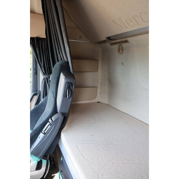 Mercedes-Benz ACTROS 1845-46090607