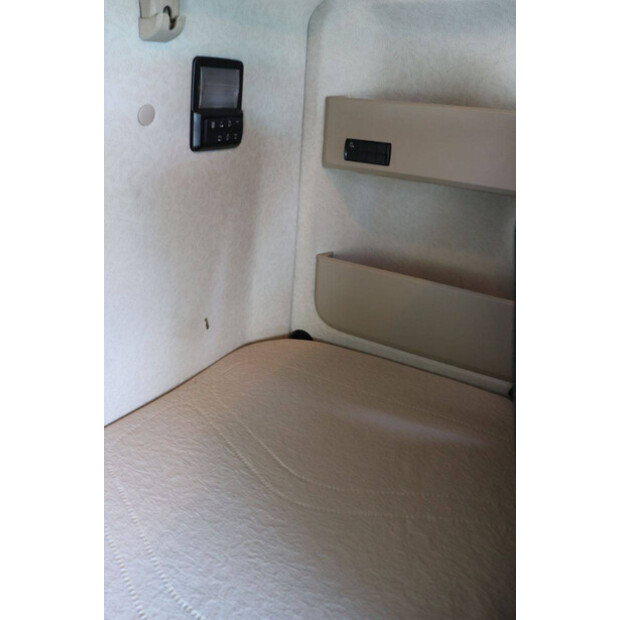 Mercedes-Benz ACTROS 1845-46090610