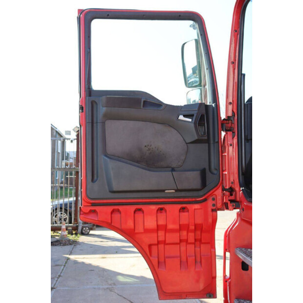 مان TGA 18.440-46090652