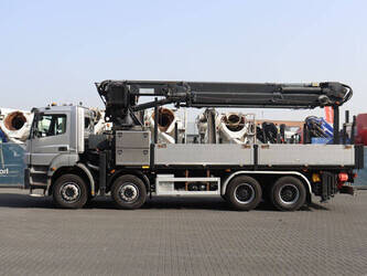 2013-mercedes-benz-axor3243-46091508