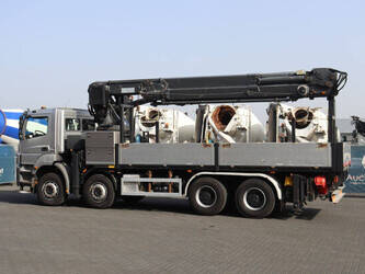 2013-mercedes-benz-axor3243-46091509